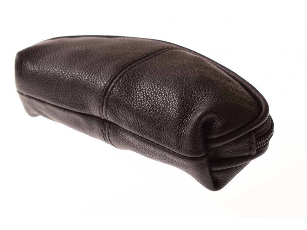 Detail ručně šitého pouzdra na brýle