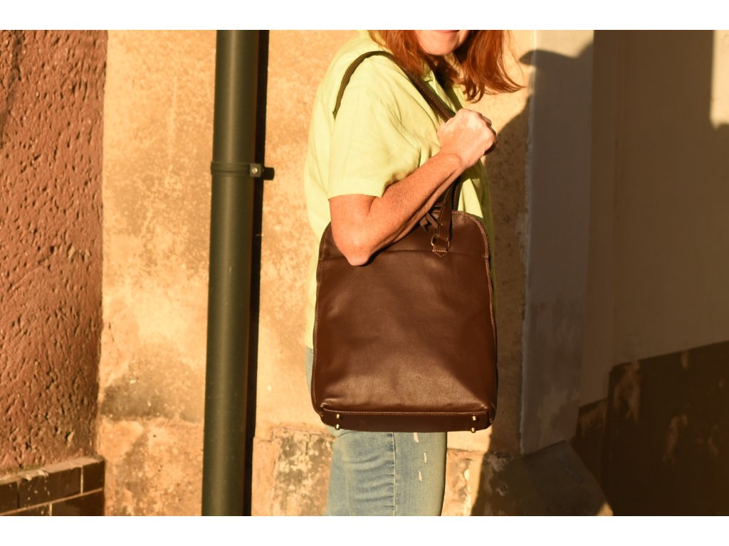 Praktické kapsy a přehled – Tereza