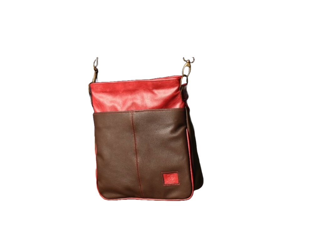 Detail kožené kabelky Amálka