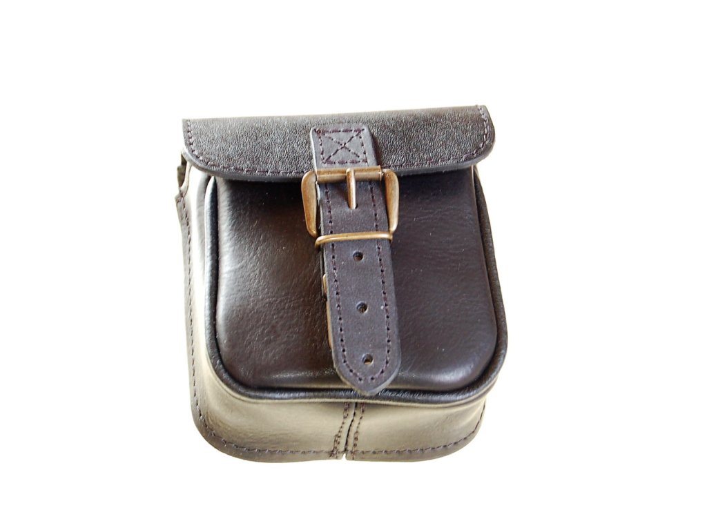 Detail kožené kapsy KUBÁT – uzávěr a konstrukce