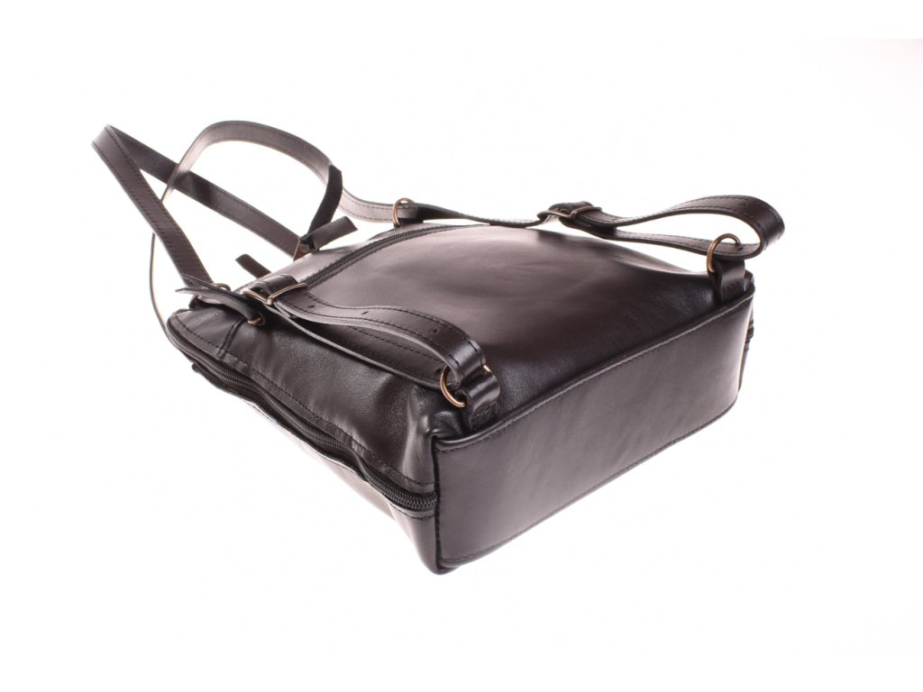 Detail kůže a šití – Terka