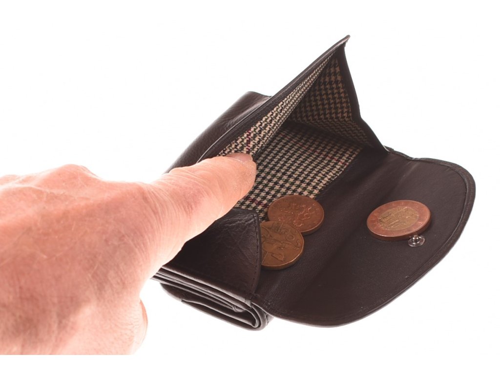 Detail zpracování dámské kožené peněženky KUBÁT