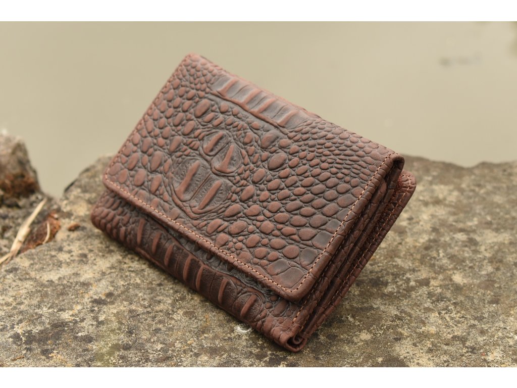 Interiér dámské luxusní peněženky KUBÁT – psaníčko