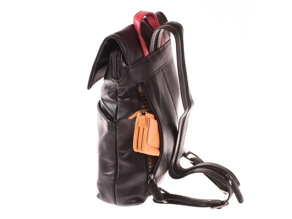 Praktické kapsy a popruh 2 v 1