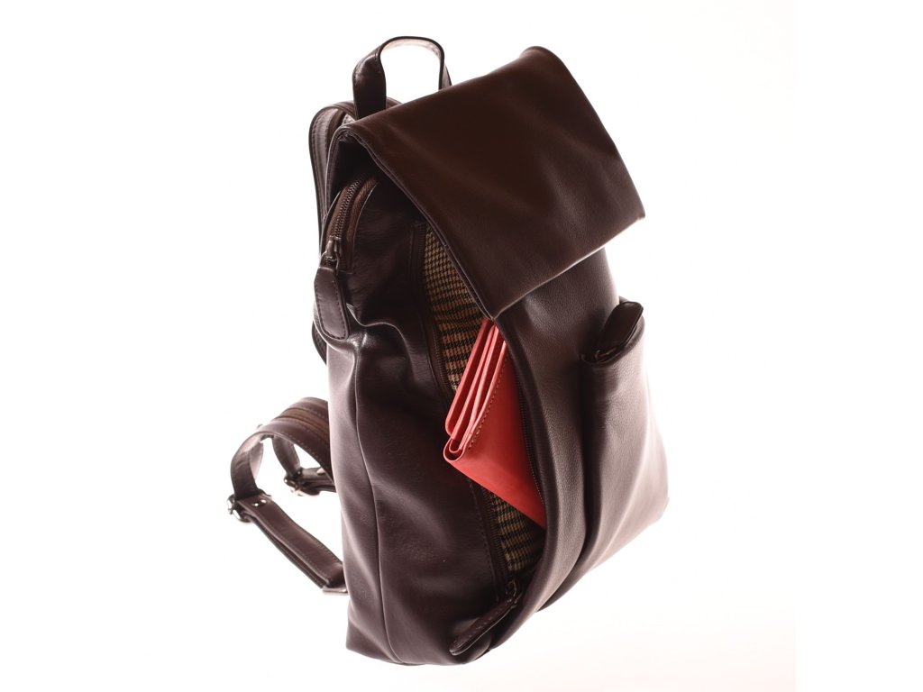 Praktické kapsy a popruh 2 v 1