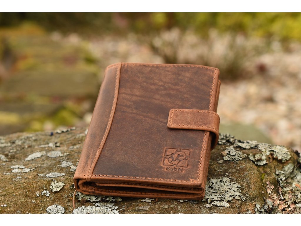 Interiér pánské peněženky KUBÁT – formát nastojato