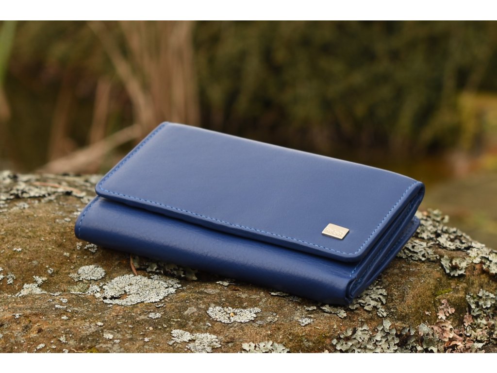 Interiér dámské luxusní peněženky KUBÁT – psaníčko