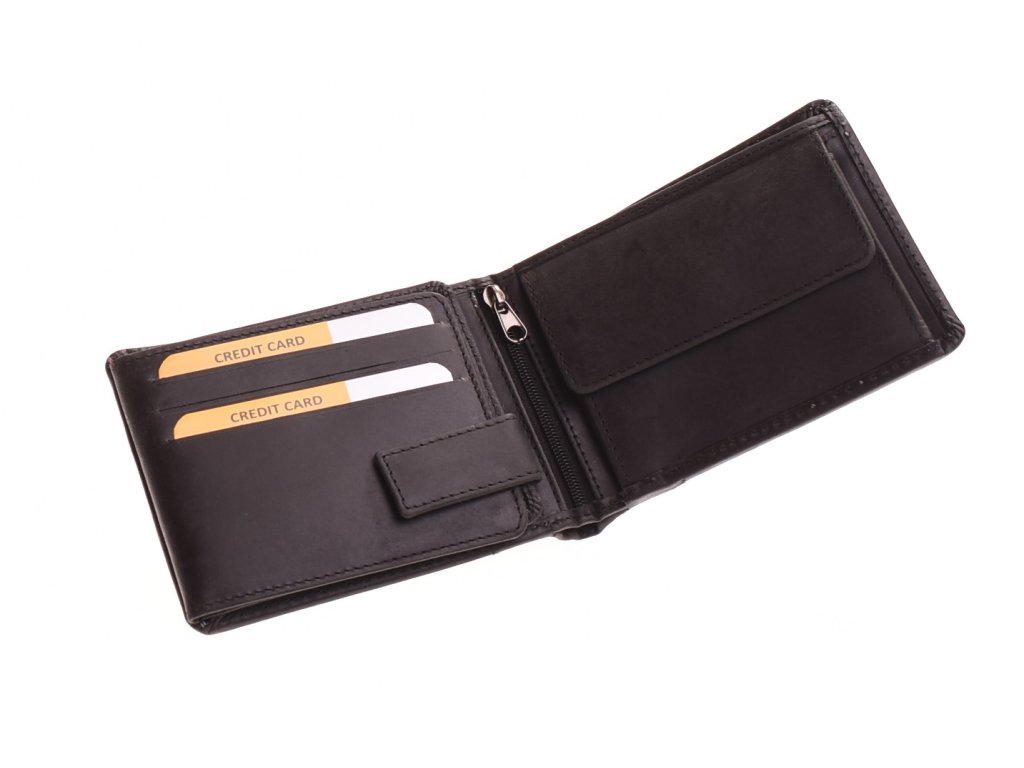 Detail broušené olejované kůže peněženky KUBÁT – safari vzhled