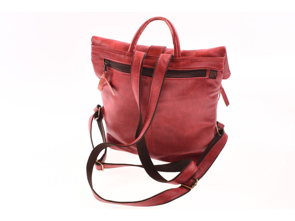 Detail kůže a šití – Irča II