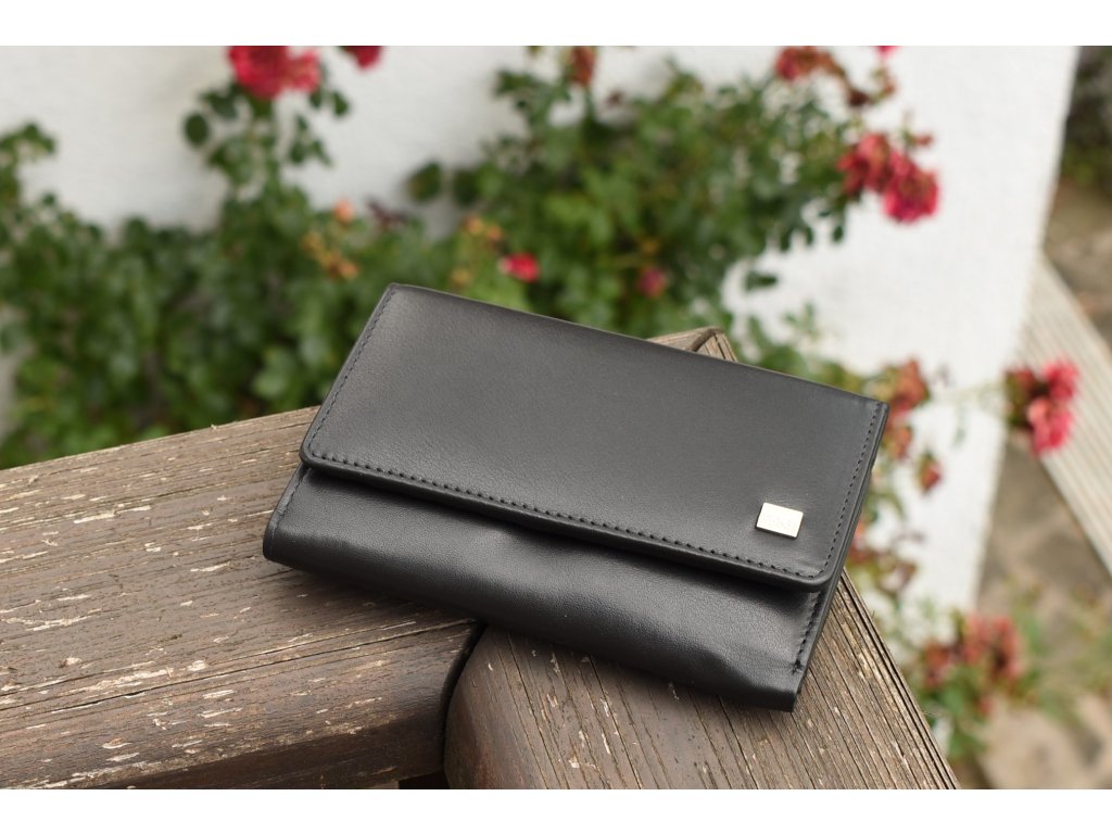 Interiér dámské luxusní peněženky KUBÁT – psaníčko