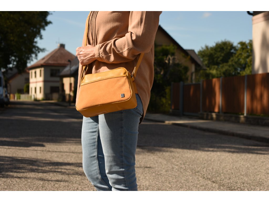 Dámská kožená kabelka Julie