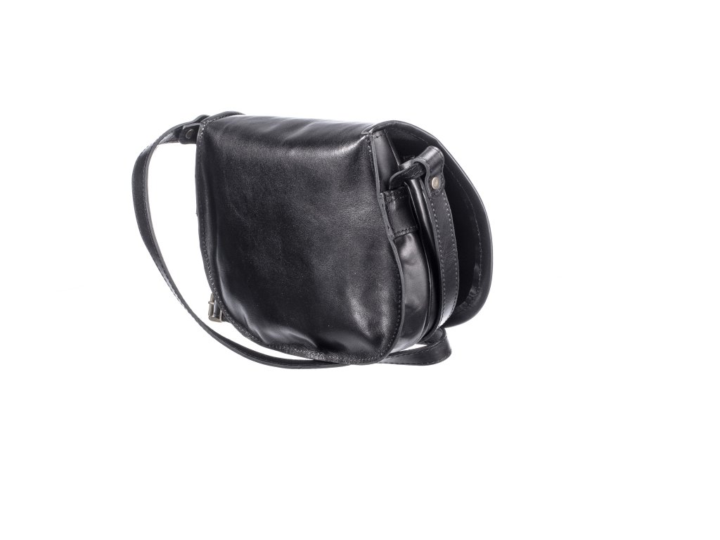 Detail lovecké kožené kabelky Erži