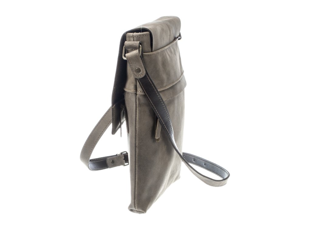 Detail kožené kabelky Hell