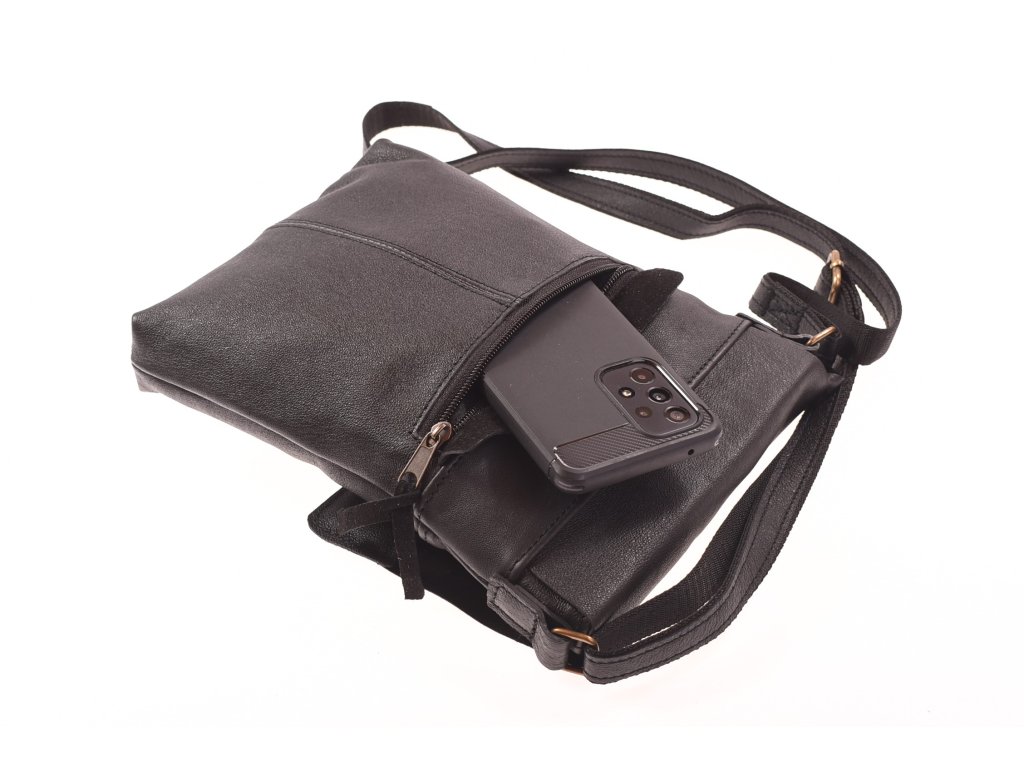 Detail kožené kabelky Helík