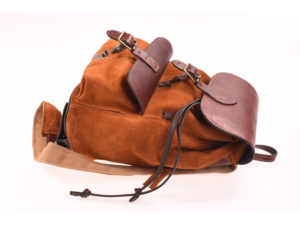 Detailní zpracování batohu