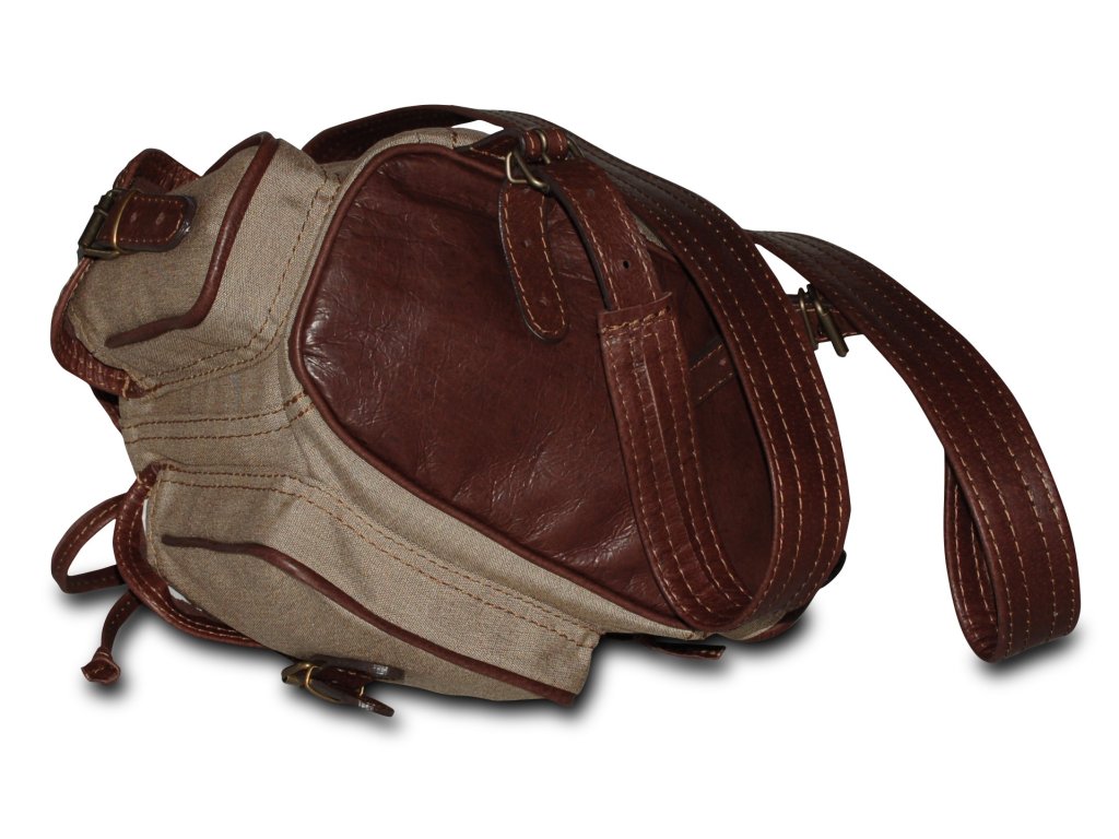 Kožený batoh s praktickými kapsami