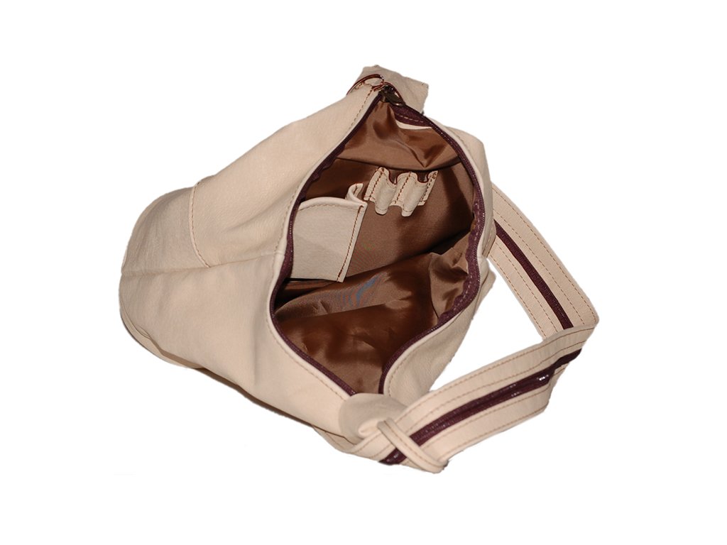 Praktické kapsy a dva způsoby nošení – Gábina