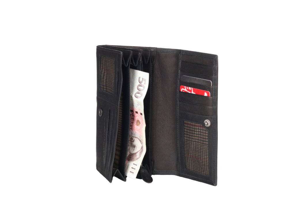 Detail dámské lakované peněženky KUBÁT – ruční práce